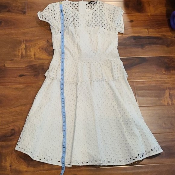 🎊HP🎊 Banana Republic White Lace Peplum Dress Kate Middleton Inspired - Picture 11 of 14